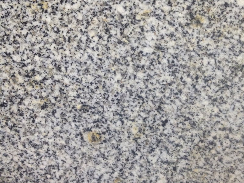 Серая горка гранит в Королёве